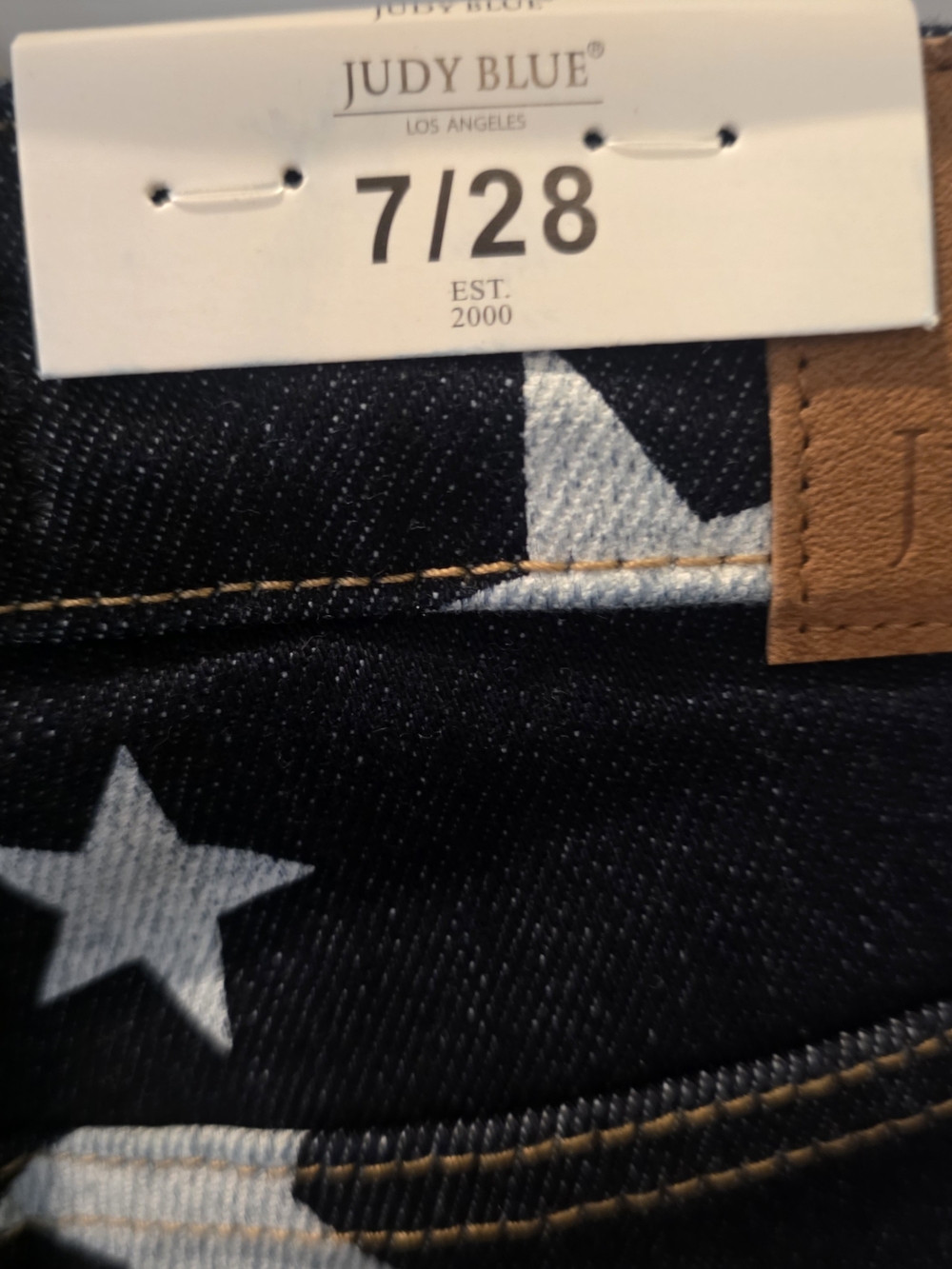 Judy Blue Women’s Dark Blue Denim Star Print Flare Jeans - Picture 3 of 4